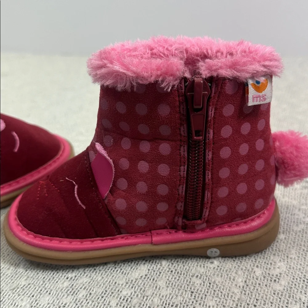 MOOSHU TRAINERS Ellexi Bunny Boot Toddler Size 6 Squeaky Shoes NEW